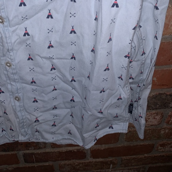 Modern Amusement TeePee Print button down  Shirt - Picture 4 of 5